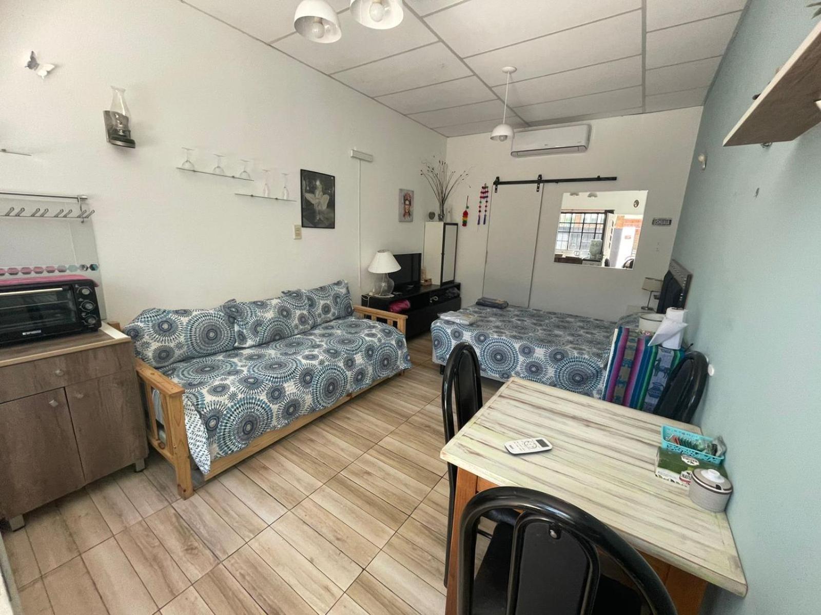 Ezeiza 1 Nuestro Lugar A 15 Minutos Del Aeropuerto Tranfer Opcional Desde Y Al Aeropuerto De Ezeiza Las 24 Horas Pet Friendly Εξωτερικό φωτογραφία